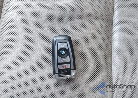 2013 BMW 750Li xDrive z USA, uszkodzony, nr VIN WBAYF8C52DD139937